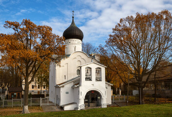 Fototapeta na wymiar Ancient church in Pskov