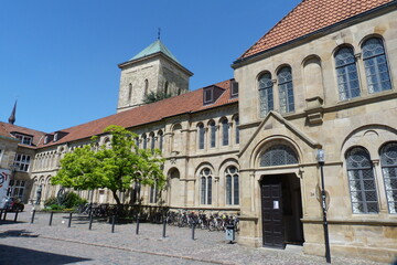Fototapeta na wymiar Dom in Osnabrück