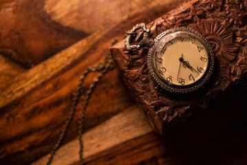 Pocket watch and ancient wooden case 4
