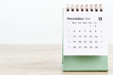 The December 2022 desk calendar.