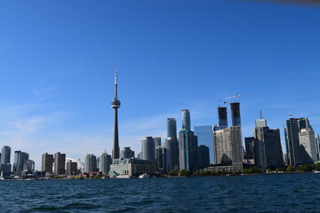 Fototapeta na wymiar Skyline of Toronto seen from the water
