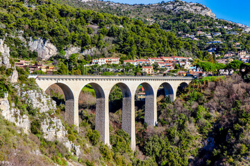 Eze bridge