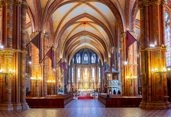 Fototapeta premium Interiors of Matthias church in Fisherman bastion, Budapest, Hungary 