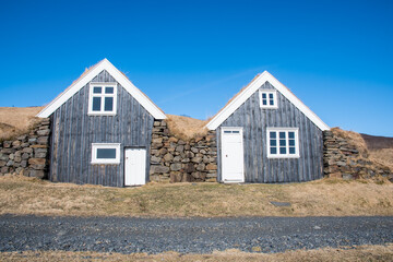 Fototapeta na wymiar The old farm of Sel in the hills of Skaftafell in Vatnajokull national park