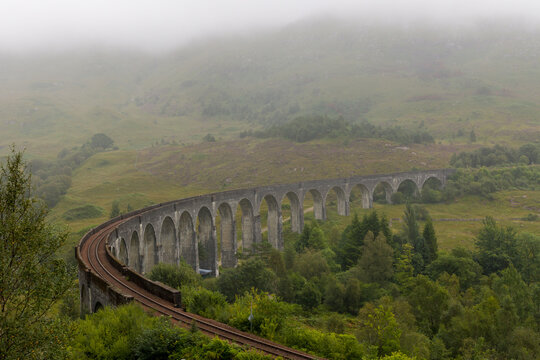 Long curved viaduct in the Scottish highlands (Glenfinnan) © whitcomberd