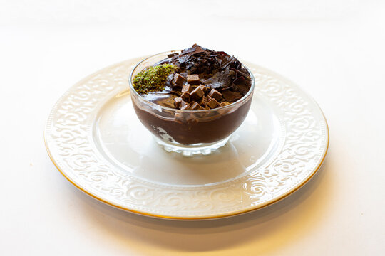 Chocolate supangle in glass bowl