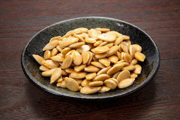 乾燥させたカボチャの種