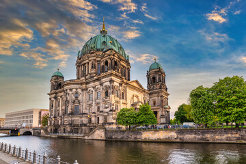 Fototapeta na wymiar Berlin Germany, sunset city skyline at Berlin Cathedral (Berliner Dom) and Spree River