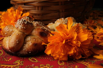 Traditional bread of the dead made in a homemade way, it is consumed during the month of October...