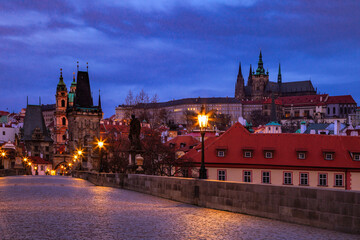Obraz premium View of Prague at twilight from the Charles Bridge