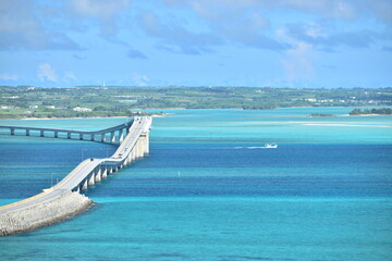 海, 浜, 水, 橋, 海, 空, サマータイム, 埠頭, 建築, 景色, 木製の, 旅行, 木, 風景, 自然, アイランズ, プール, バカンス, 惰性で進む, ボート, 青, めまいがする, 太陽, 川, リラックス,癒し,宮古島,伊良部島,伊良部大橋,サトウキビ,南国,夏,穏やか