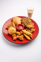 Indian snacks like samosa kachori, moong vada, pyaj pakora aloo bonda