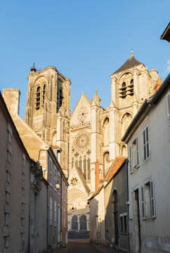 France, Cher, Bourges, Houses in front ofBourgesCathedral