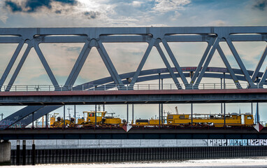 Naklejka premium Track repair train on a bridge in Hamburg