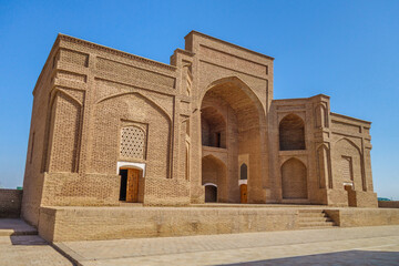 Fototapeta na wymiar Medieval mausoleums and iwan of XVI-XVII centuries in Sultan Saodat complex, Termez, Uzbekistan