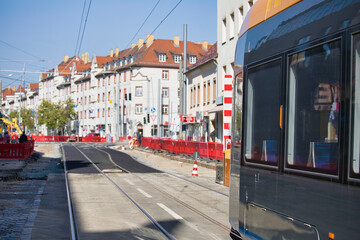 Baustelle an der Dieskaustraße, Leipziger Tram (Straßenbahn) fährt wieder