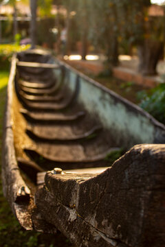 Old Canue Made bay Wood under a sunlight