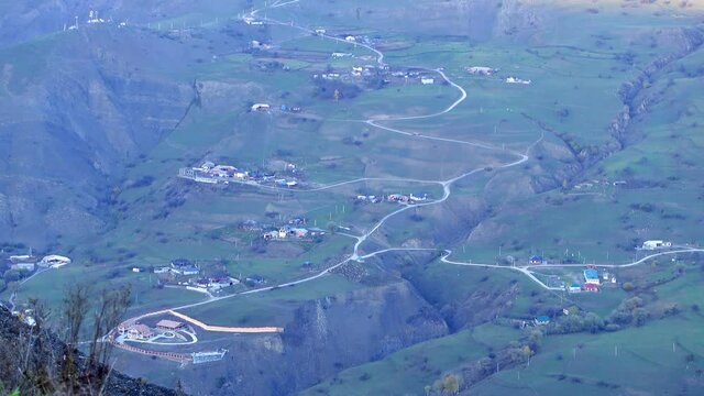 Dağlarda bir peri masalı // kışa giden yol. Kış hakkında &ccedil;ok g&uuml;zel bir video ️ // Rahatla