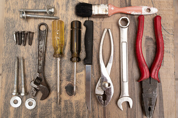 Herramientas de trabajo para obreros, carpinteros, albañiles y para utilizar en casa.