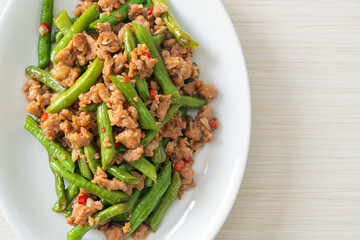 stir-fried french bean or green bean with minced pork