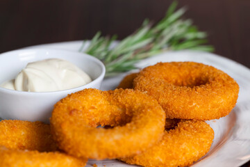 cheese rings with cheese sauce with spices