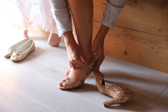 pr&eacute;paration chaussure marige habillage