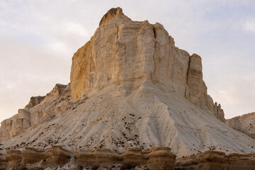 Fototapeta premium One of the mountain of Shakpaktysay canyon on Mangyshlak. Tupkaragan District, Mangystau Region in south-western Kazakhstan.