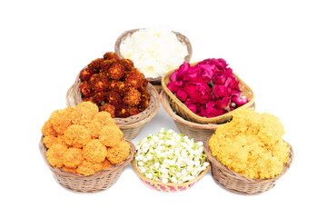 Multi Colored Flowers Marigold Genda, Jasmine Buds Beli, Rose Gulab In Bamboo Basket Called Phool Ki Puja Tokri Or Dalia For Festive Decoration In Shubh Deepawali, Dussehra, Navratri, Durga Pooja Etc.