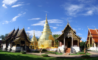 Fototapeta premium Wat Phra Singh temple with blue sky in Chiangmai, Thailand.