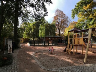 Der Inselzoo im gro&szlig;en Schlo&szlig;teich in Altenburg