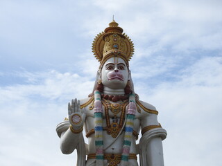 Obraz na płótnie Canvas Hindu god Hanuman statue