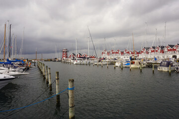 Blick auf die Marina in Bagenkop auf Langeland in Dänemark - obrazy, fototapety, plakaty