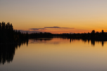 Fototapeta na wymiar A Colourful Evening at Elk Island National Park