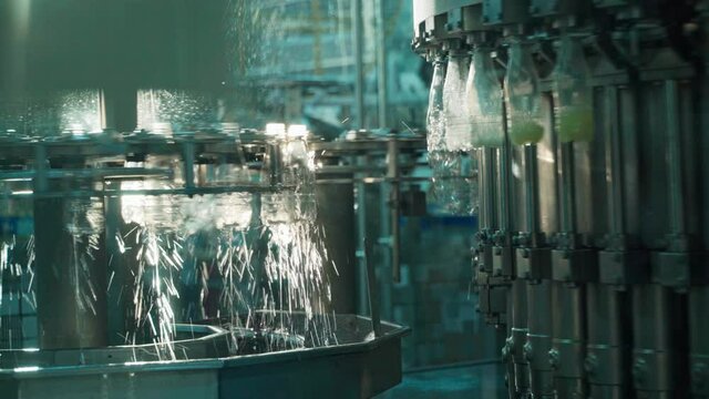 Clear Glass bottle filling and washing factory