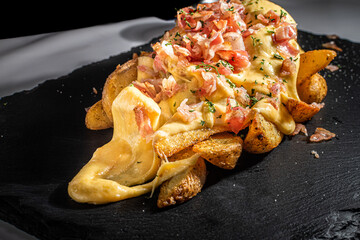 potatoes with a lot of cheese