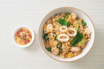 Fried rice with squid or octopus
