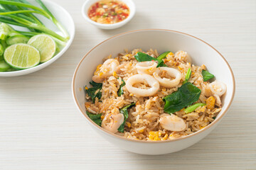 Fried rice with squid or octopus