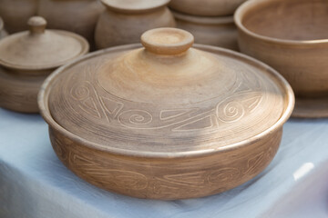 Clay modeling, Ukrainian dishes and crafts