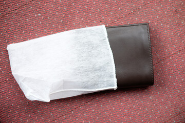 Brown men leather wallet