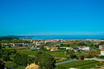 Fototapeta na wymiar Vista desde la Bodega Martín Codax en Las Rías Baixas, Pontevedra, Galicia