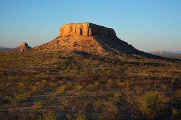 Obraz premium Ugab Terassen im Abendlicht im Damaraland Namibia.
