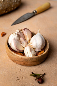 Cloves of garlic on table