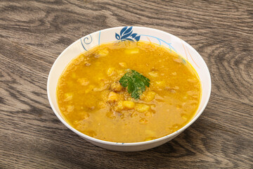 Pea soup with smoked meat