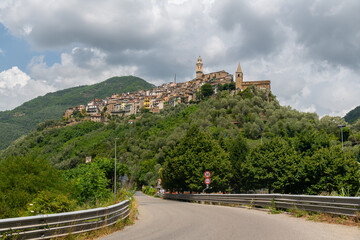 Glori, the village in the province of Imperia that seeks inhabitants against depopulation, Liguria,...