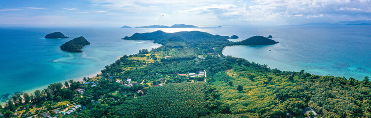 Koh Mak tropical island and its paradise beach near koh Chang, Trat, Thailand © pierrick