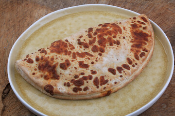 pizza calzone