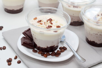chocolate mousse dessert
