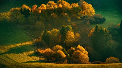 Jesień w Pieninach w słoneczny dzień © Michal45