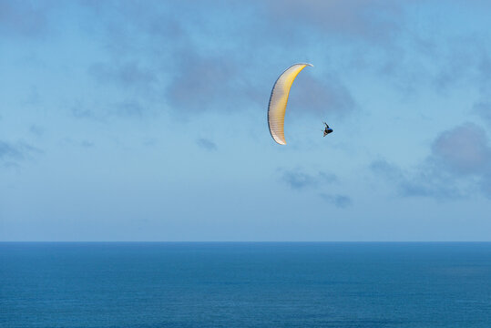 Paraglider Pilot Flying