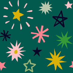Obraz premium Seamless pattern of multicolor hand drawn stars. Colorful abstract background with fireworks.